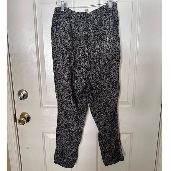 Anthropologie Black Floral Jogger Pants with Tuxedo Stripe Size Small - Picture 3 of 6